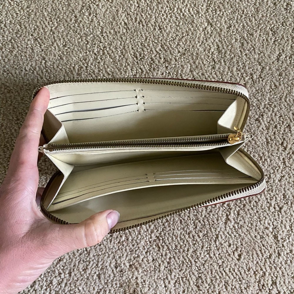 Louis Vuitton Suhali leather long zippy wallet off white gold - Picture 5 of 12